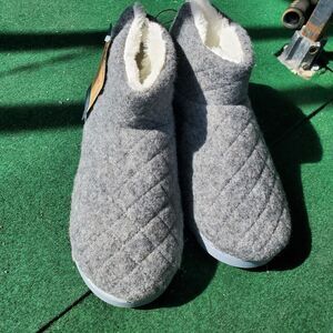 Deluxe By Dearfoams Slippers Size Large (9)